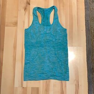 Lululemon tank top